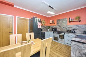 Photo 22- click for photo gallery